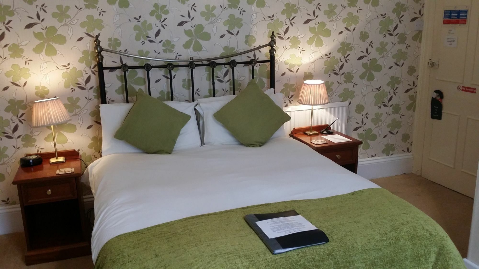 The Earlsdale Bed And Breakfast Ilfracombe Exteriér fotografie
