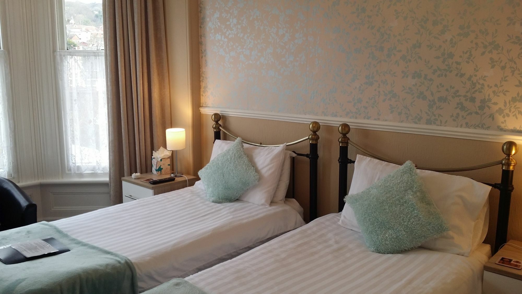 The Earlsdale Bed And Breakfast Ilfracombe Exteriér fotografie